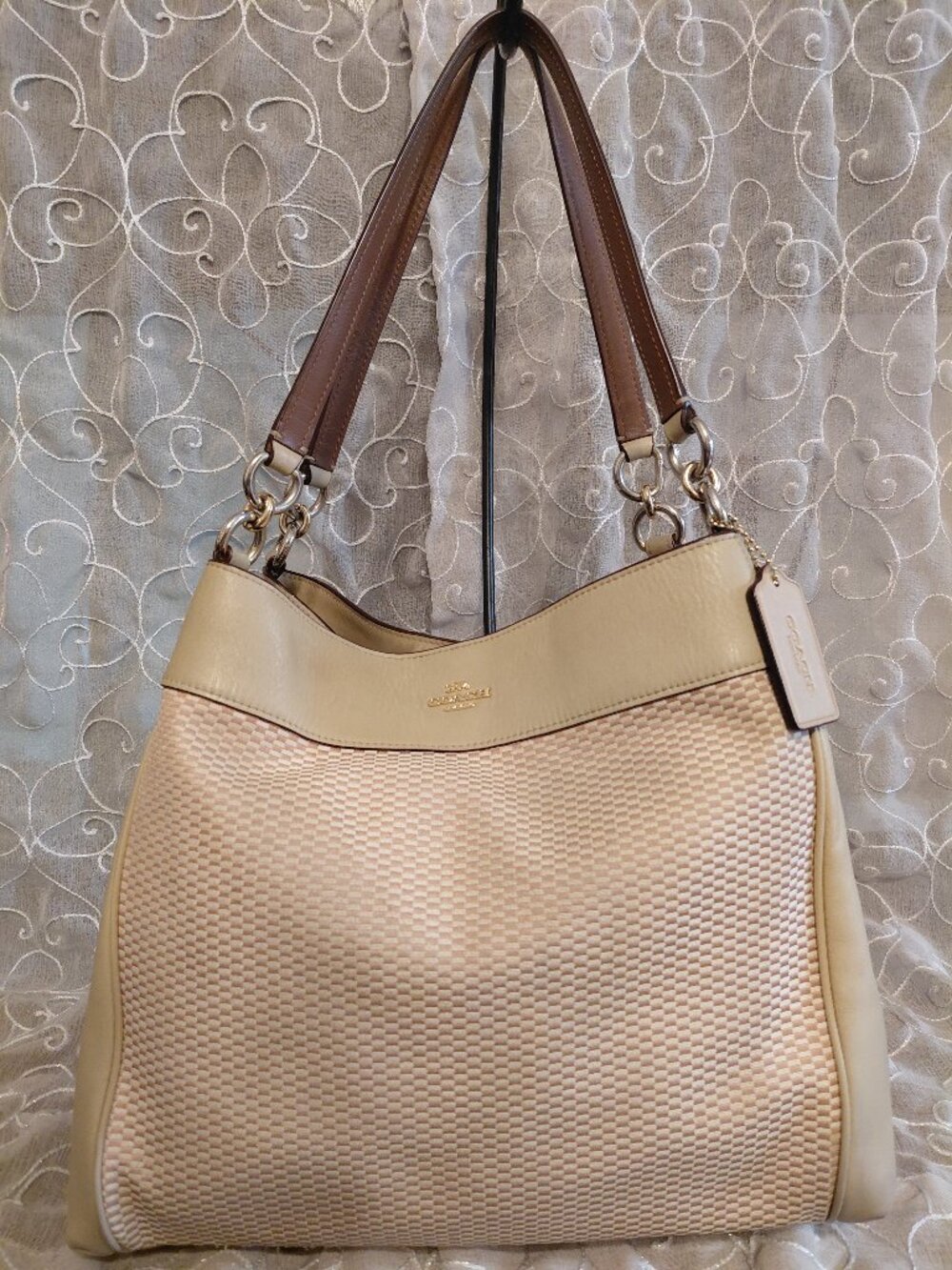 Coach 2017 Lexi Woven Leather Shoulder Bag Ivory Cream Pebbled Leather
